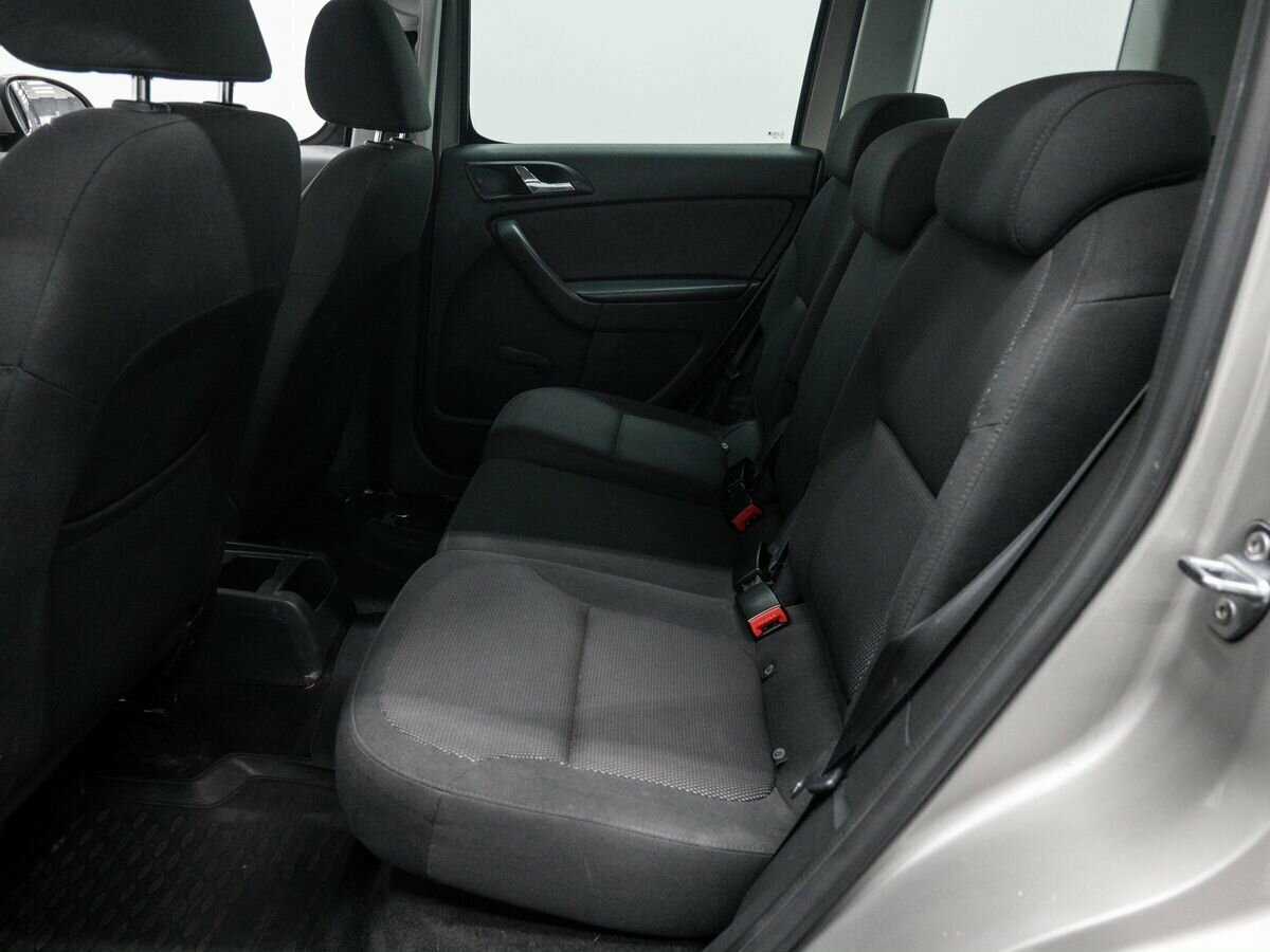 Skoda Yeti с пробегом — 2012 год. Фото: #11