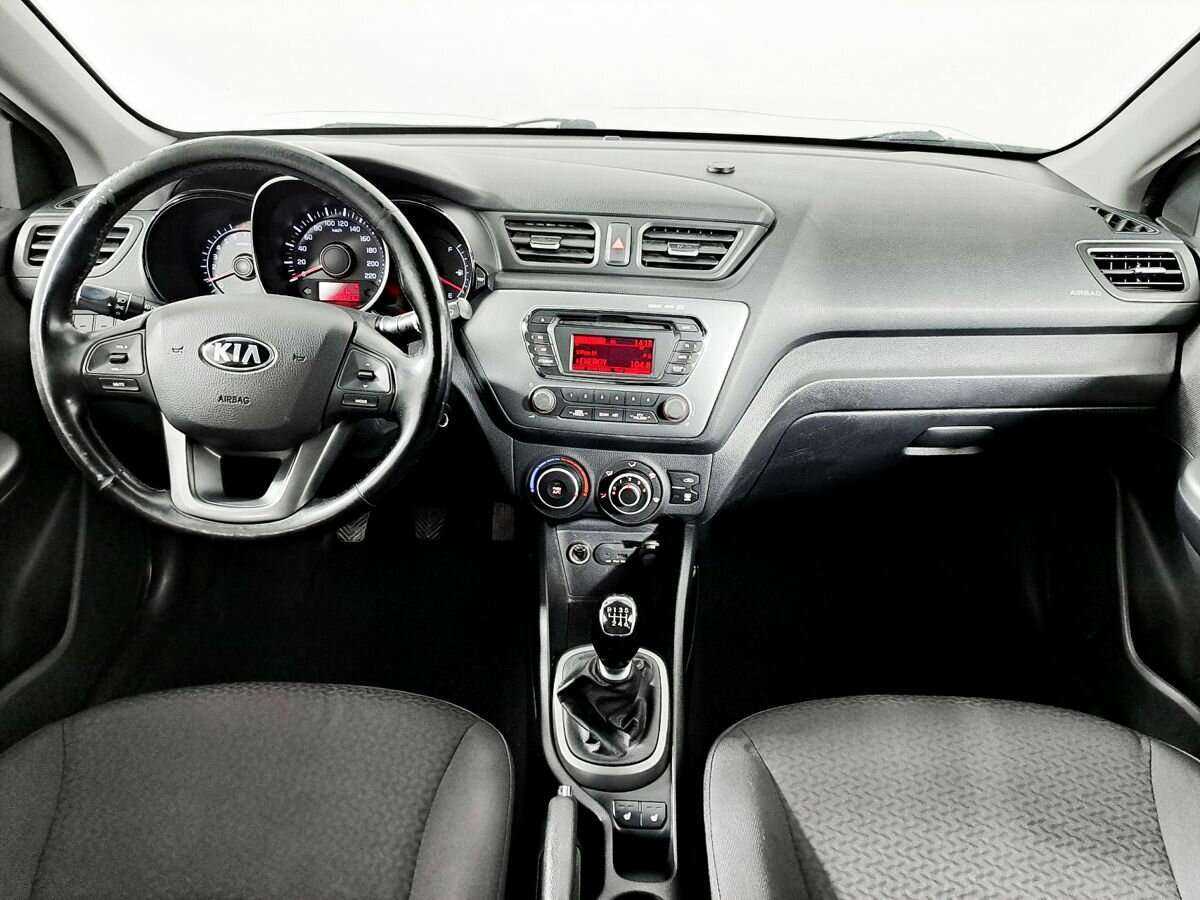Kia Rio с пробегом — 2014 год. Фото: #10