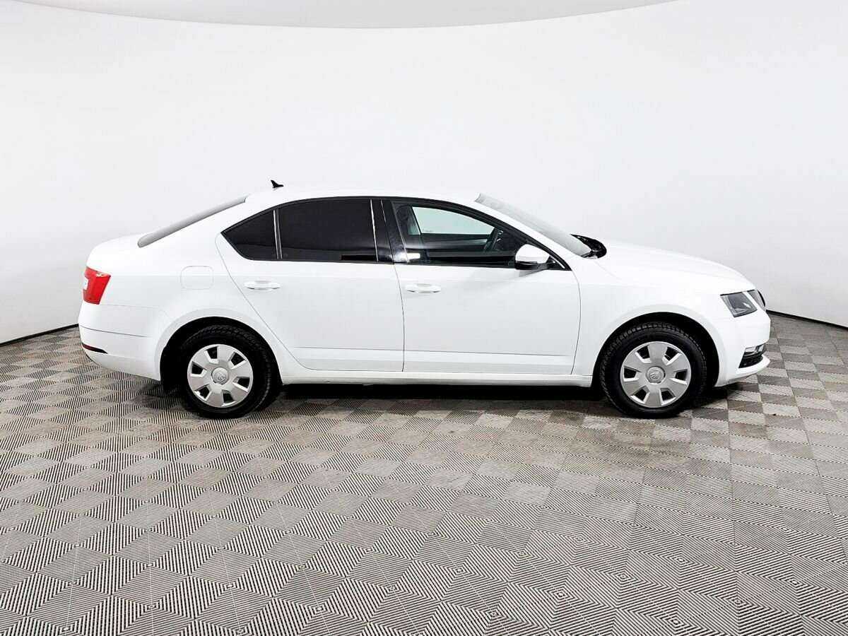 Skoda Octavia с пробегом — 2019 год. Фото: #3