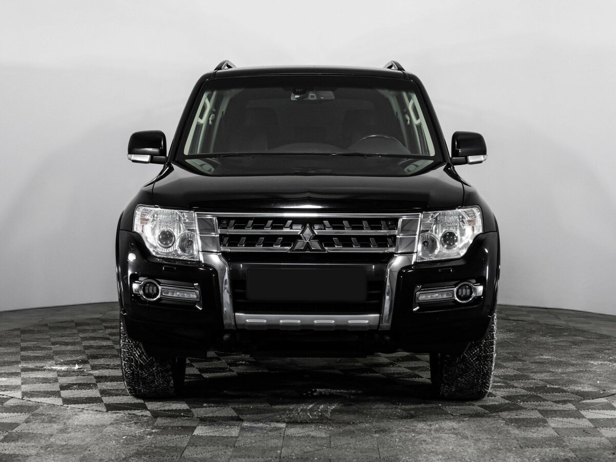 Mitsubishi Pajero с пробегом — 2014 год. Фото: #1