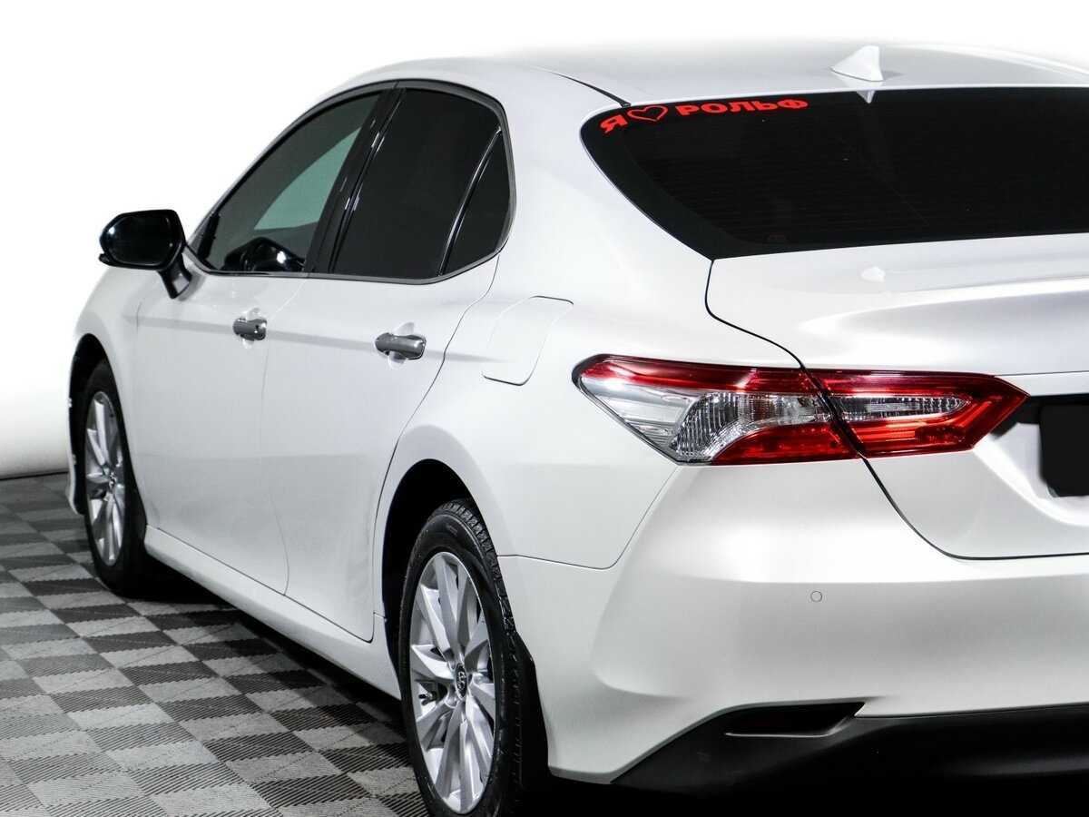 Toyota Camry с пробегом — 2019 год. Фото: #18