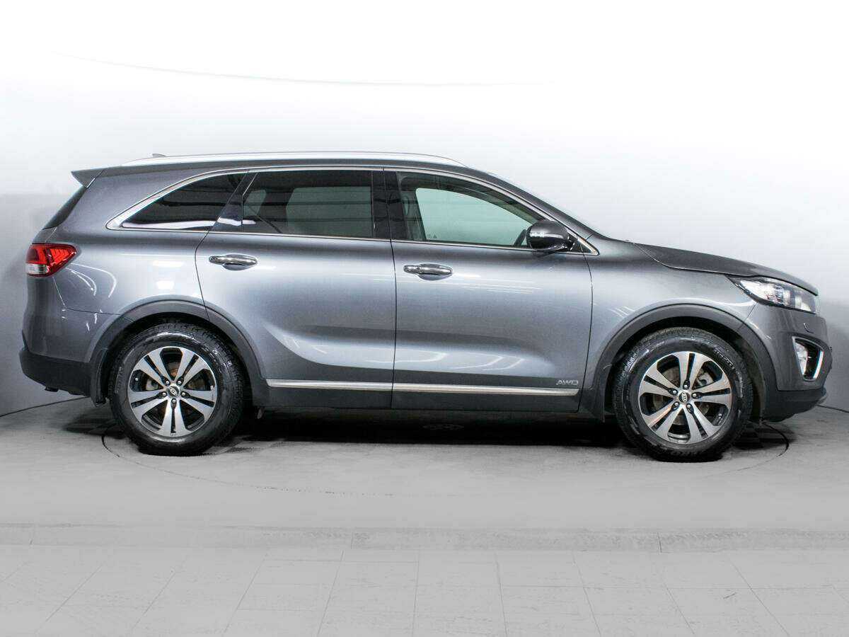 Kia Sorento с пробегом — 2017 год. Фото: #3