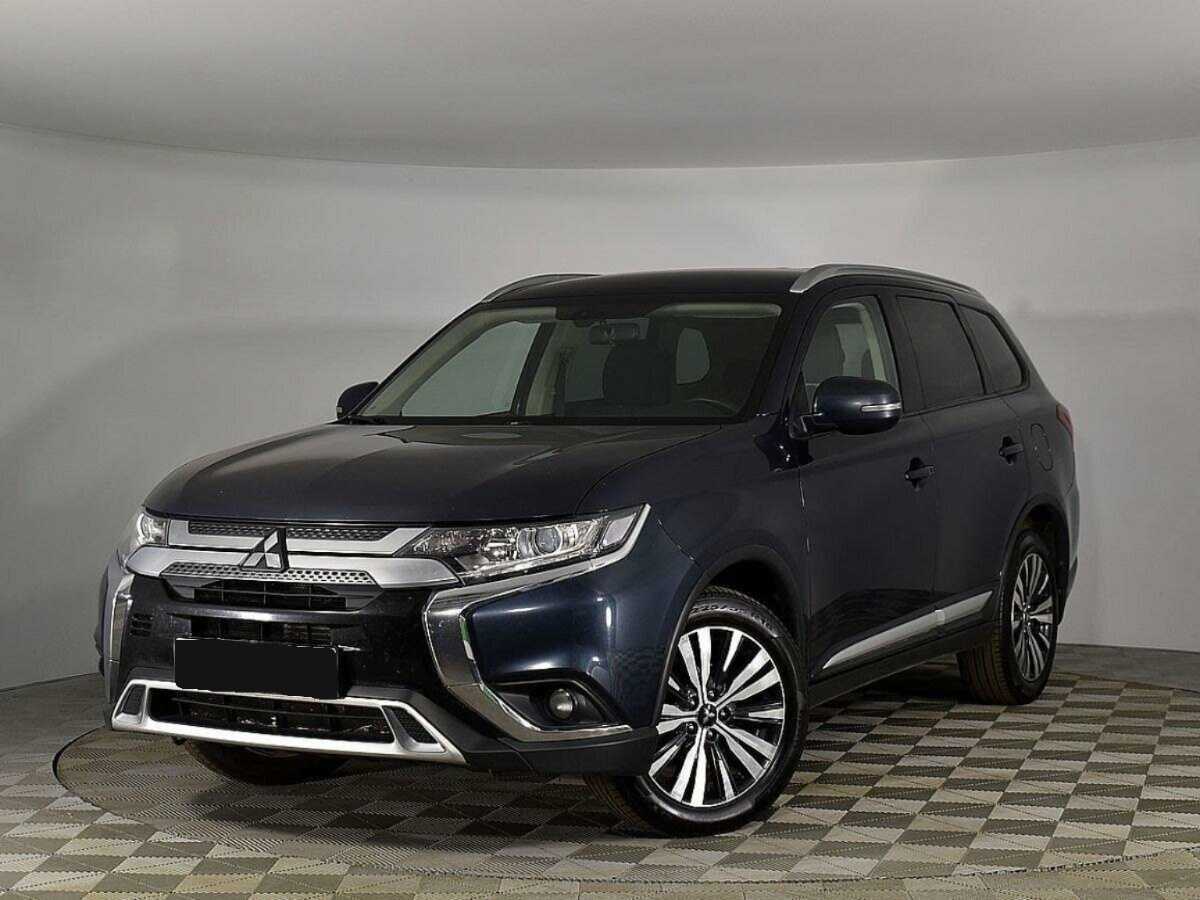 Mitsubishi Outlander с пробегом — 2018 год. Фото: #0