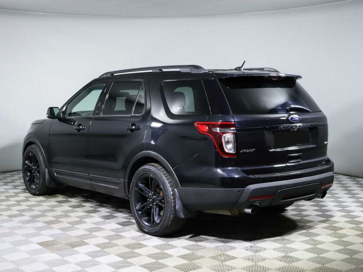 Ford Explorer с пробегом — 2014 год. Фото: #5