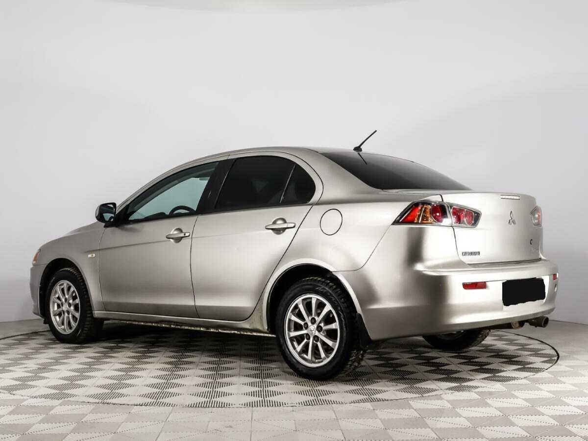 Mitsubishi Lancer с пробегом — 2012 год. Фото: #5