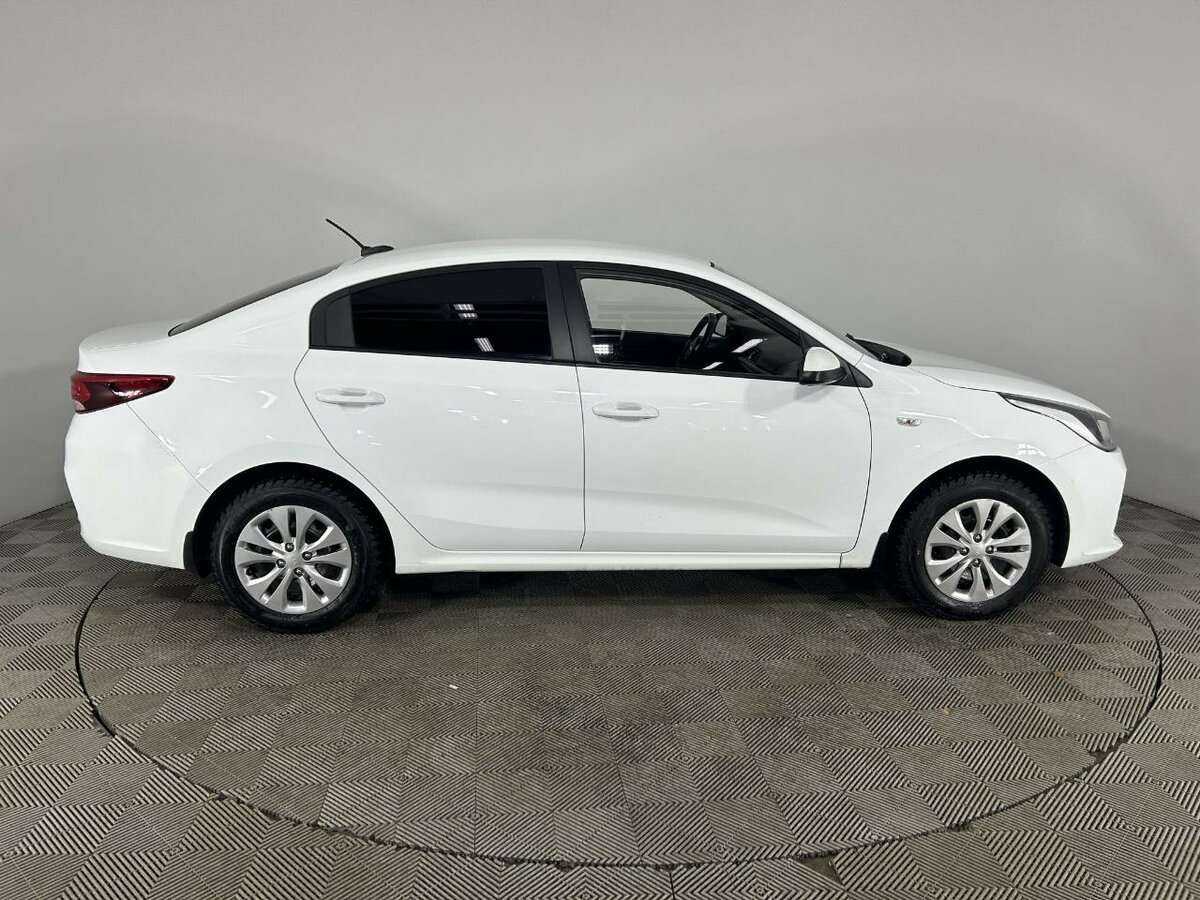 Kia Rio с пробегом — 2018 год. Фото: #3