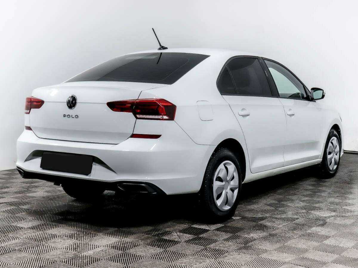 Volkswagen Polo с пробегом — 2021 год. Фото: #3