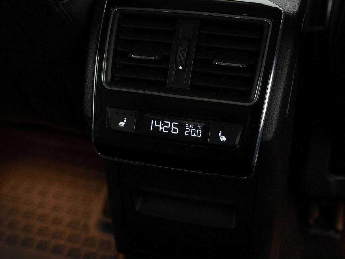 Skoda Superb с пробегом — 2017 год. Фото: #9