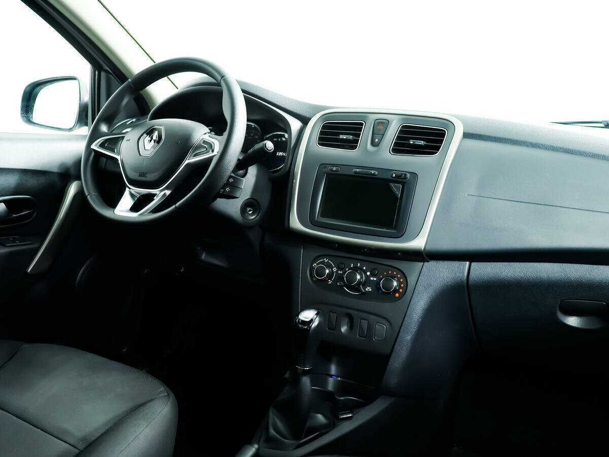 Renault Logan с пробегом — 2019 год. Фото: #8