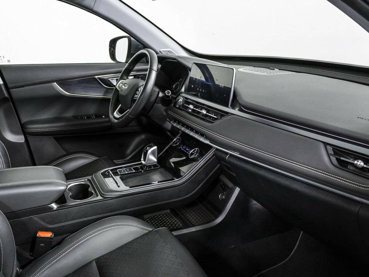 Chery Tiggo 8 с пробегом — 2023 год. Фото: #6