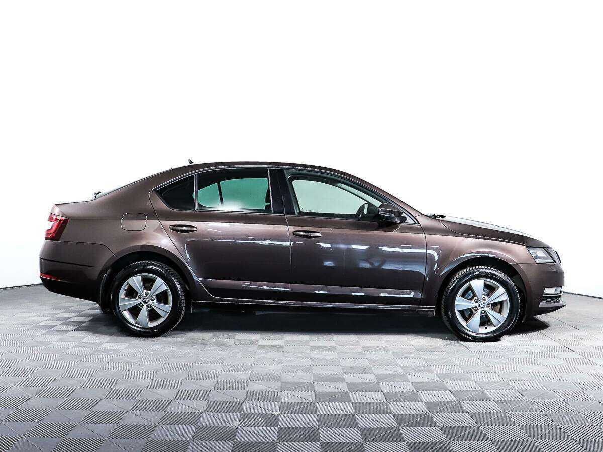 Skoda Octavia с пробегом — 2018 год. Фото: #3