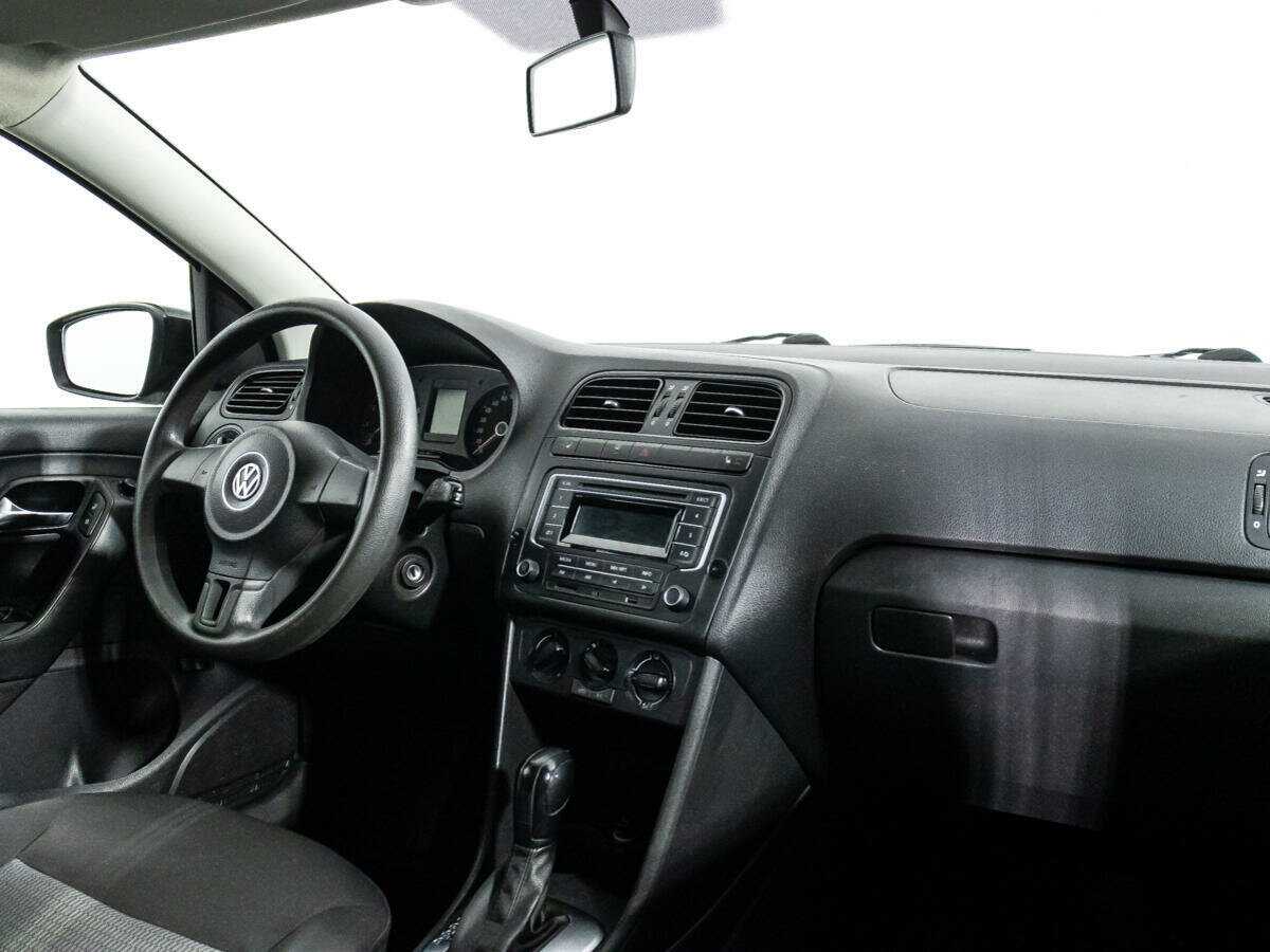 Volkswagen Polo с пробегом — 2014 год. Фото: #8