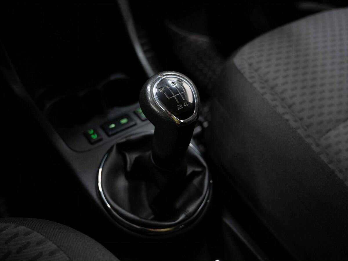 Skoda Fabia с пробегом — 2012 год. Фото: #18