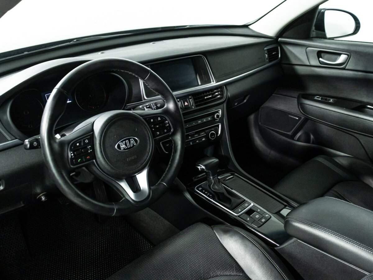 Kia Optima с пробегом — 2016 год. Фото: #10