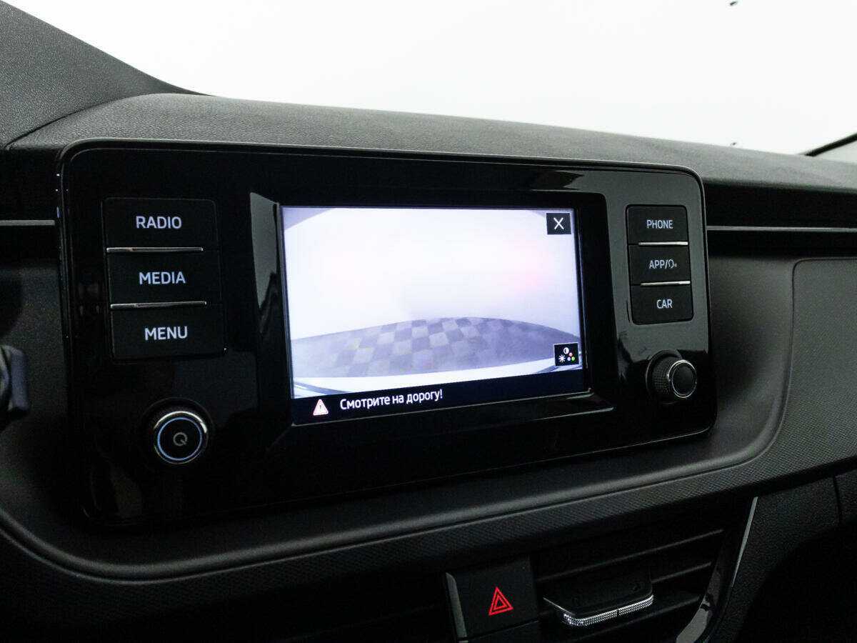 Skoda Rapid с пробегом — 2021 год. Фото: #14