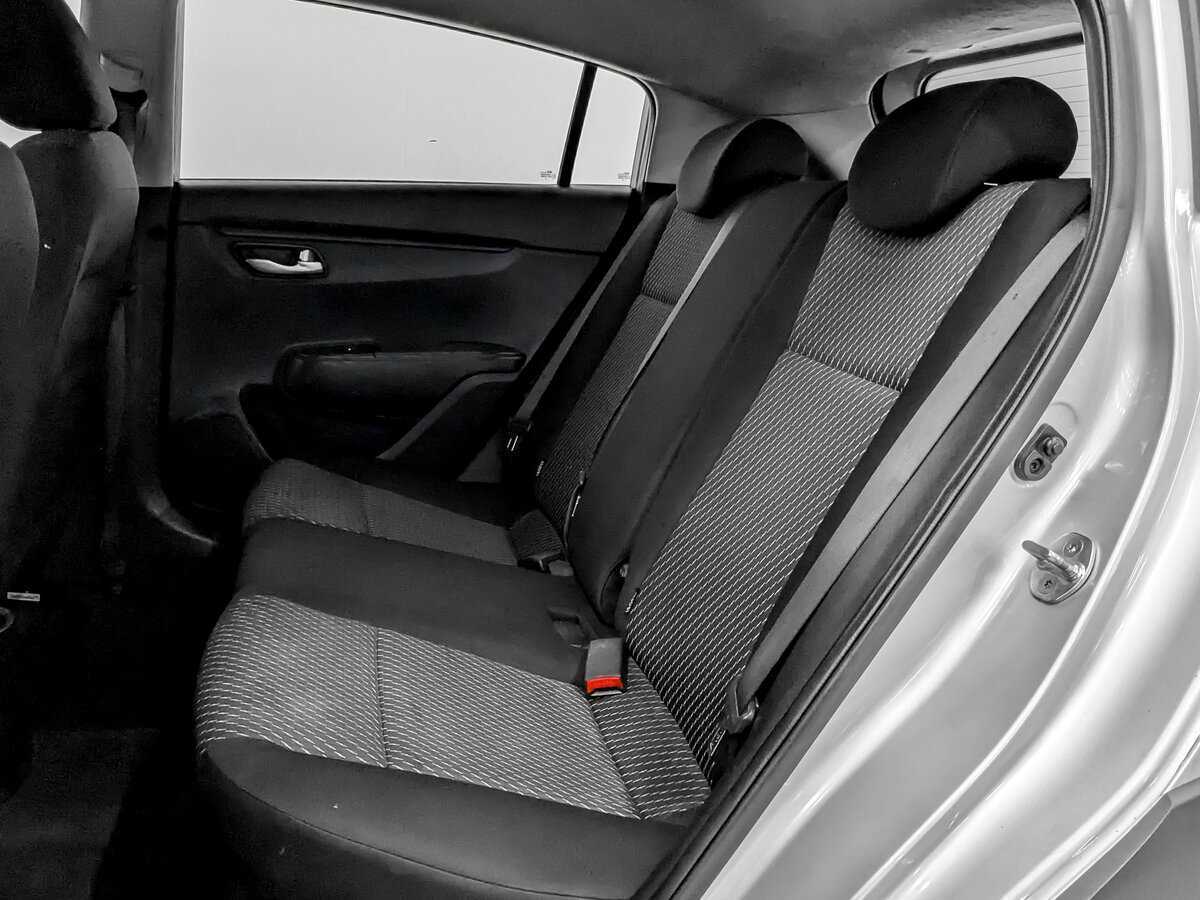 Kia Rio с пробегом — 2020 год. Фото: #11