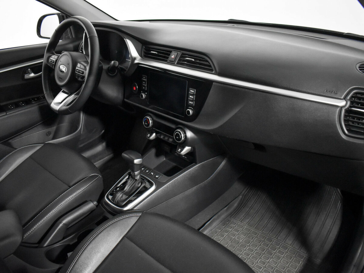 Kia Rio с пробегом — 2020 год. Фото: #13