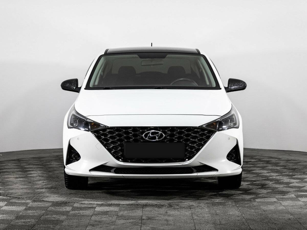 Hyundai Solaris с пробегом — 2021 год. Фото: #1