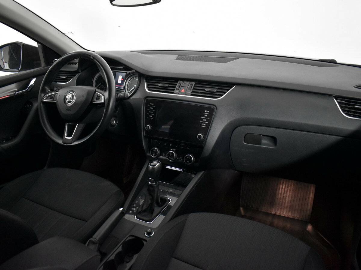 Skoda Octavia с пробегом — 2017 год. Фото: #8