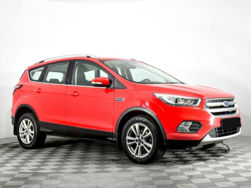 Ford Kuga с пробегом — 2017 год. Фото: #2