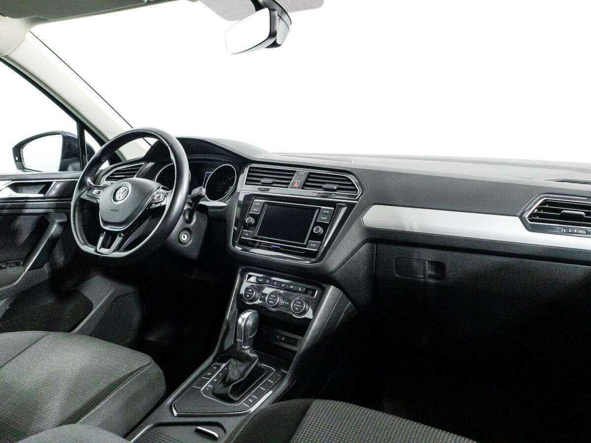 Volkswagen Tiguan с пробегом — 2017 год. Фото: #8