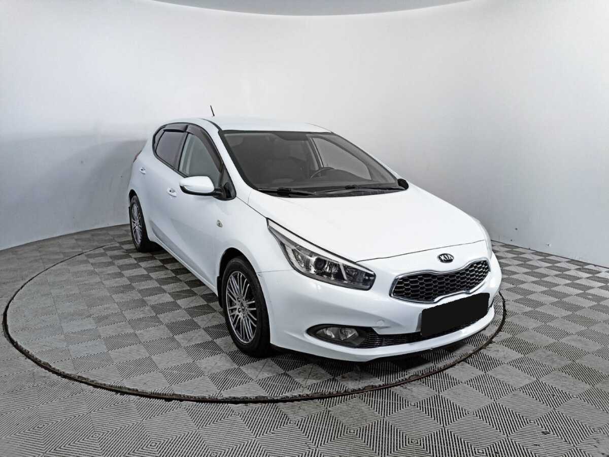Kia Ceed с пробегом — 2014 год. Фото: #2