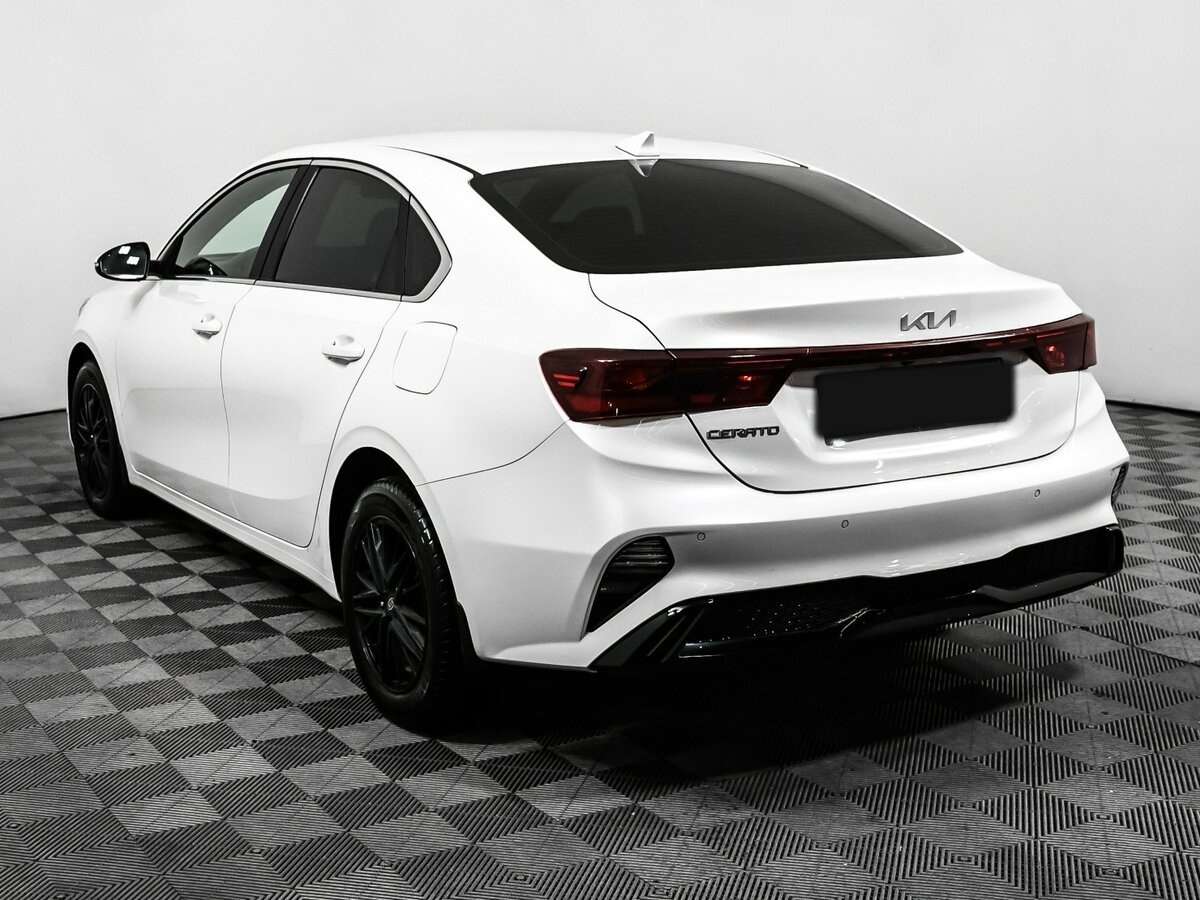 Kia Cerato с пробегом — 2022 год. Фото: #6