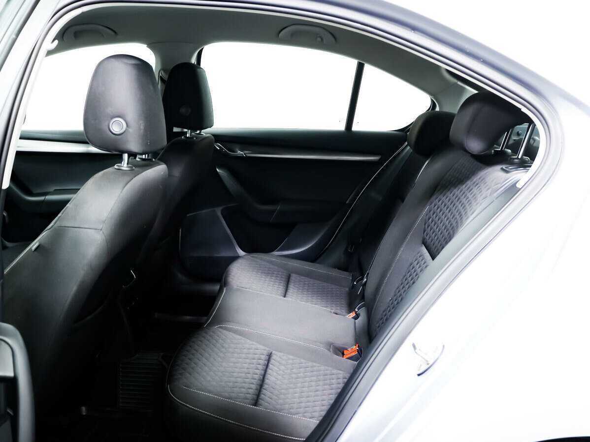 Skoda Octavia с пробегом — 2018 год. Фото: #11