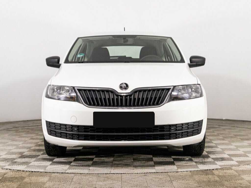 Skoda Rapid с пробегом — 2017 год. Фото: #1
