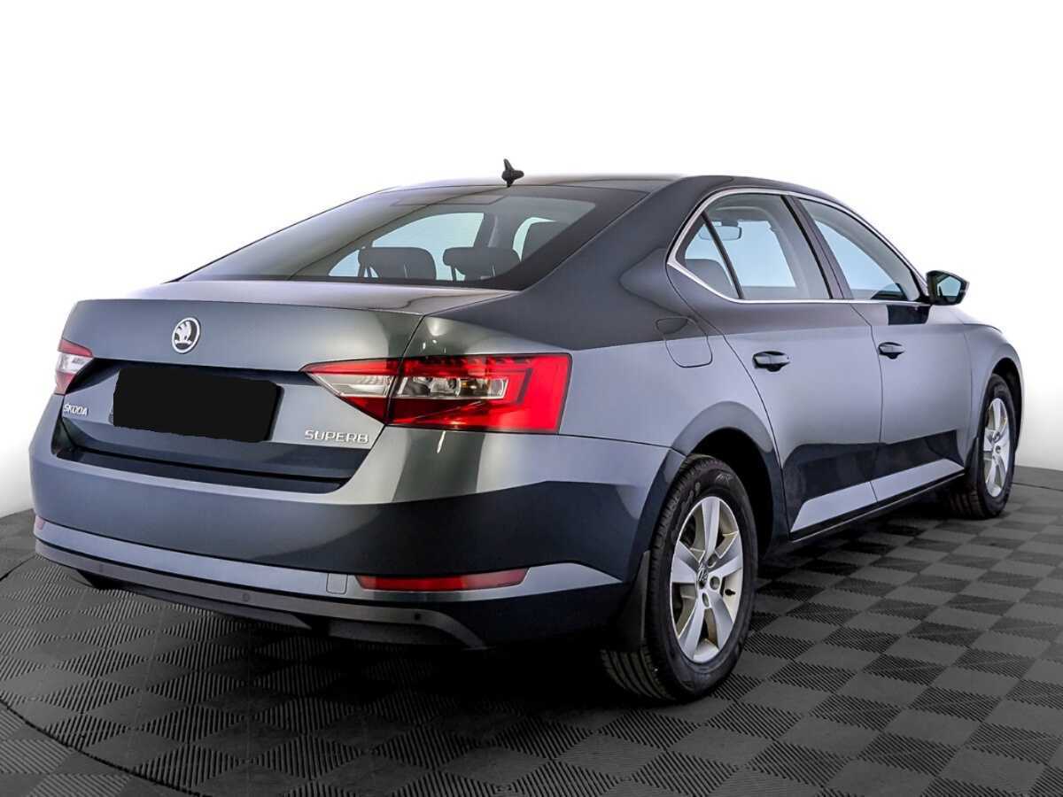 Skoda Superb с пробегом — 2019 год. Фото: #4