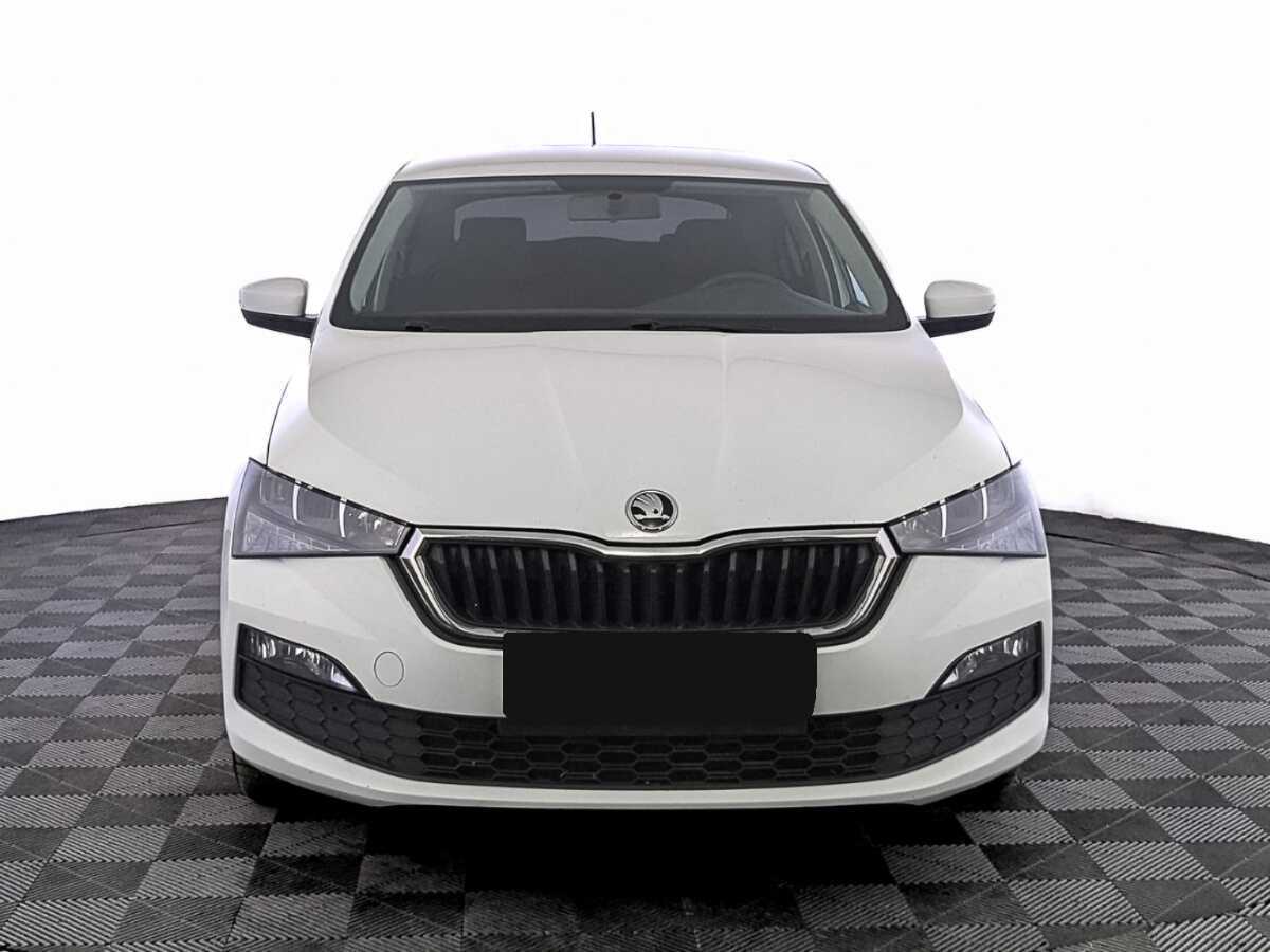 Skoda Rapid с пробегом — 2020 год. Фото: #1
