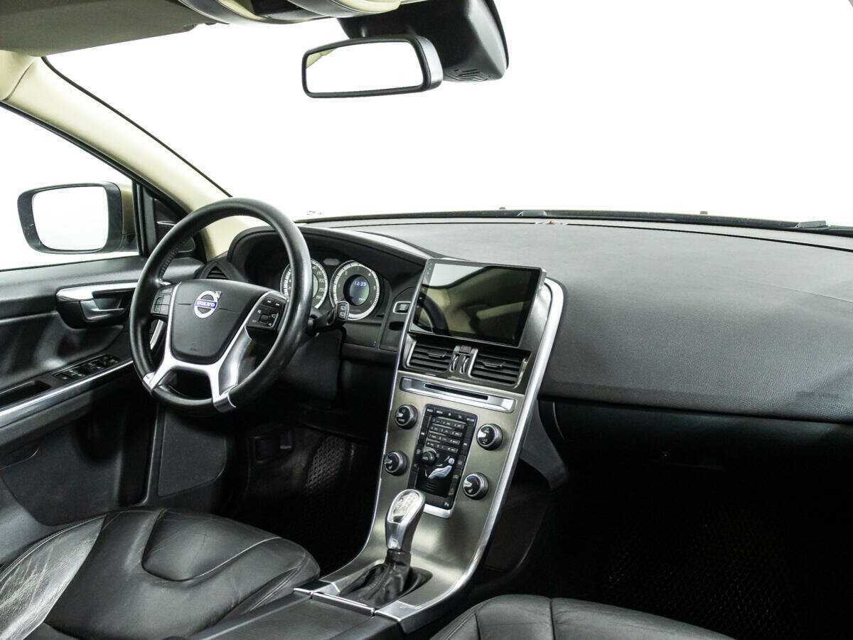 Volvo XC60 с пробегом — 2012 год. Фото: #8