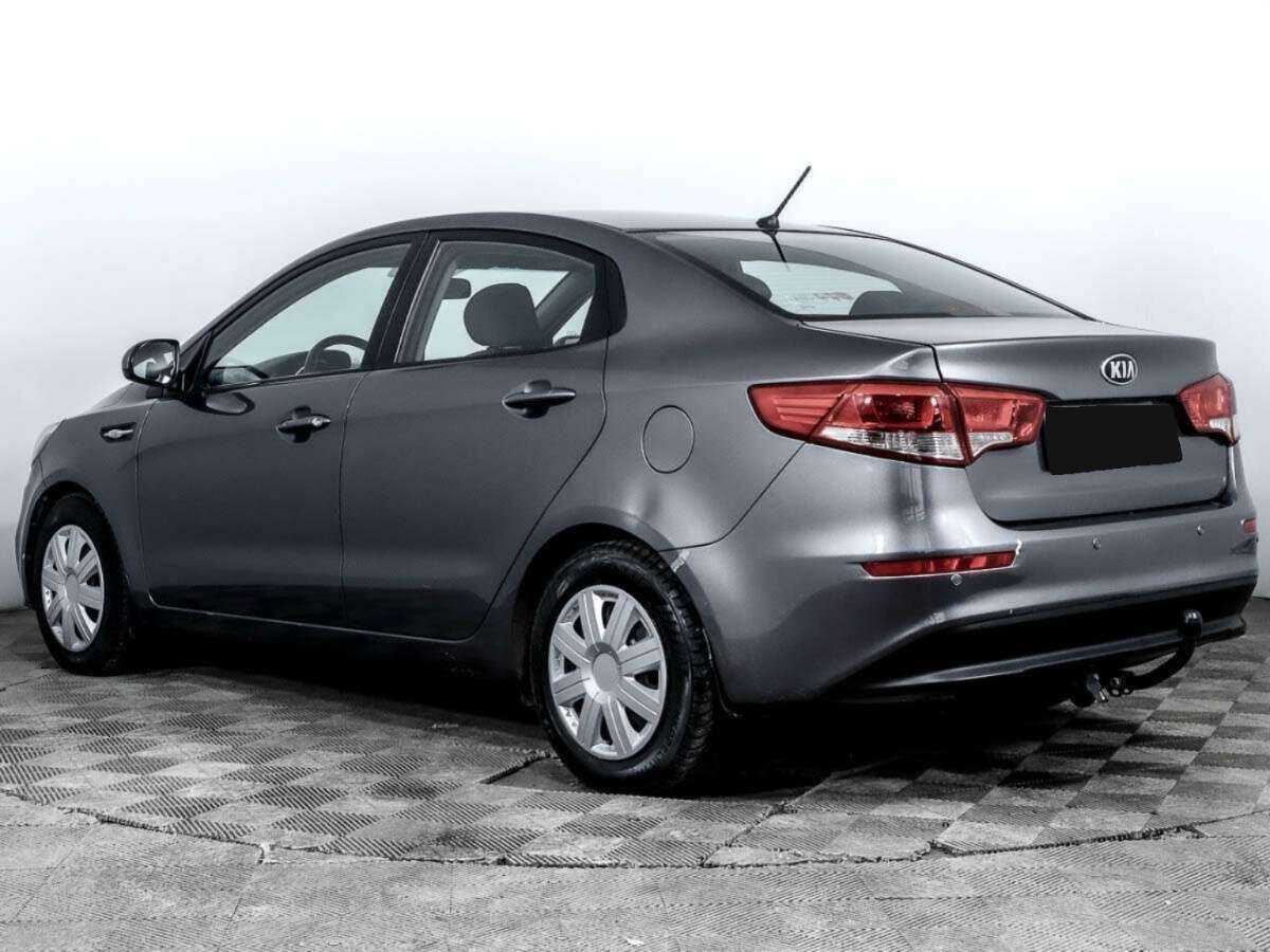 Kia Rio с пробегом — 2015 год. Фото: #5