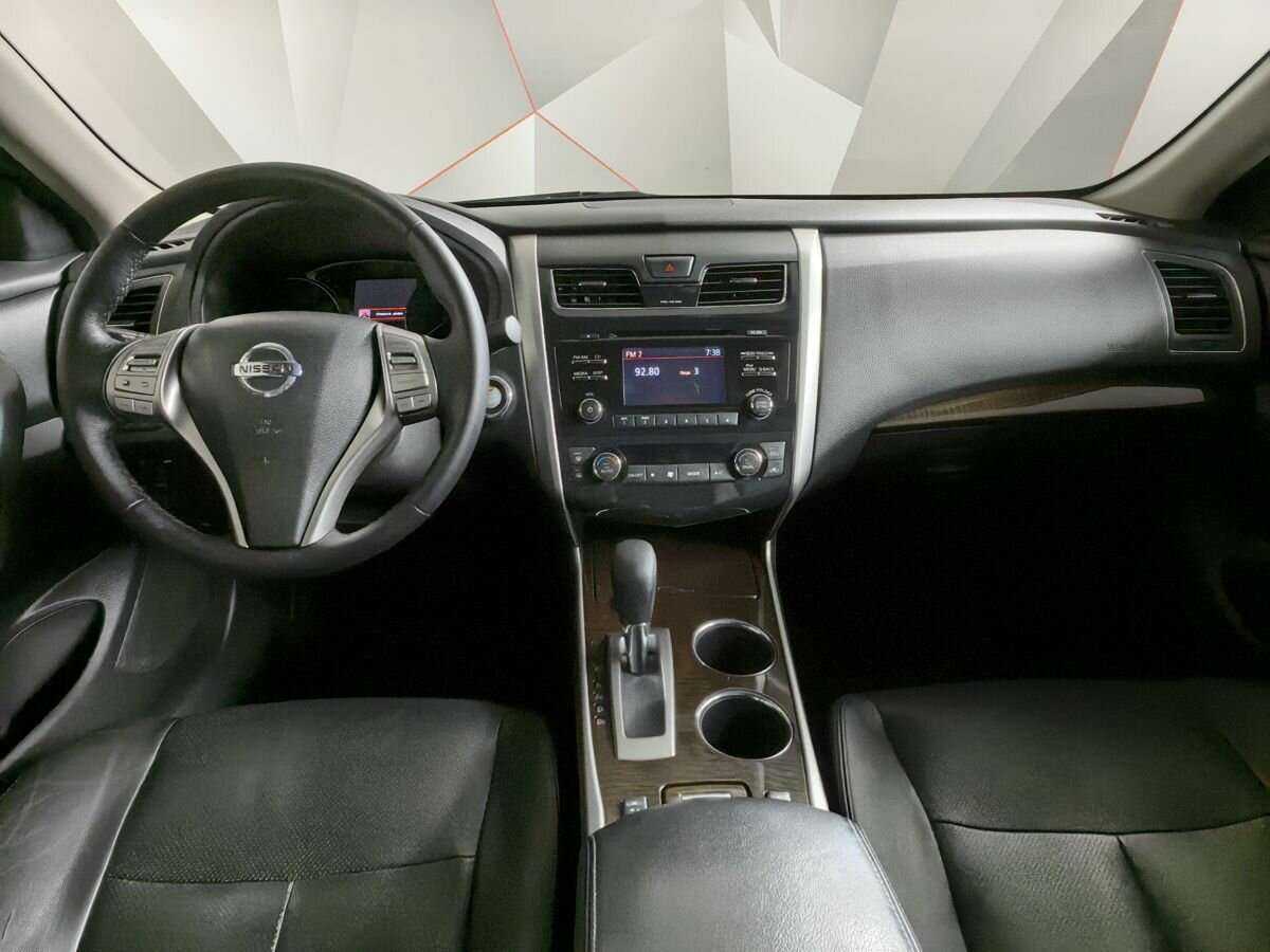 Nissan Teana с пробегом — 2014 год. Фото: #7