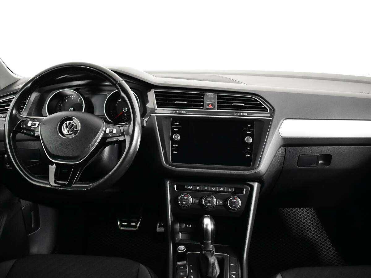 Volkswagen Tiguan с пробегом — 2017 год. Фото: #11