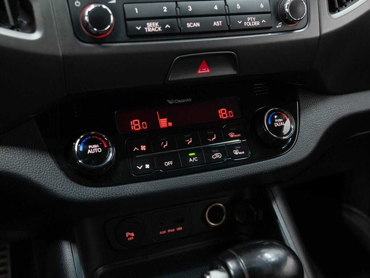 Kia Sportage с пробегом — 2012 год. Фото: #18