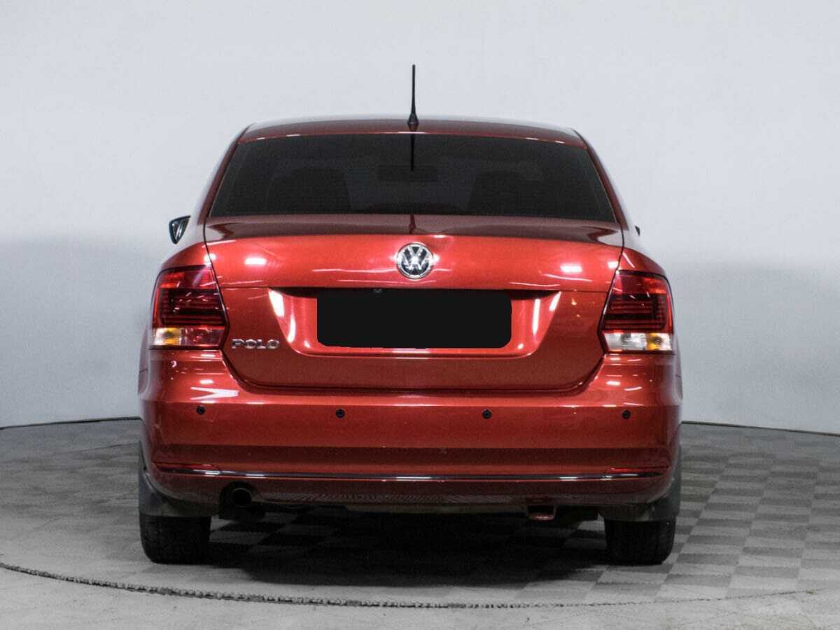 Volkswagen Polo с пробегом — 2016 год. Фото: #5