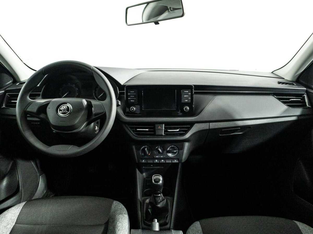 Skoda Rapid с пробегом — 2020 год. Фото: #12