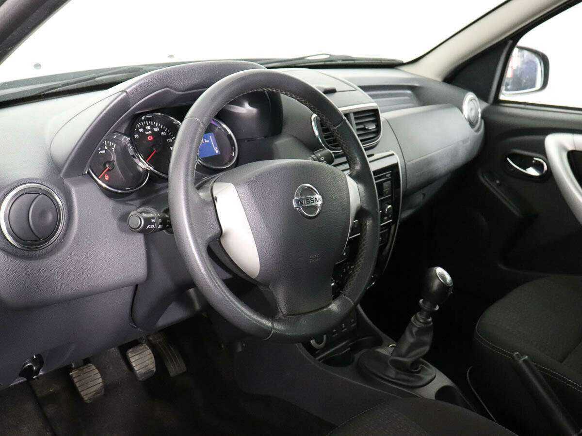 Nissan Terrano с пробегом — 2016 год. Фото: #7