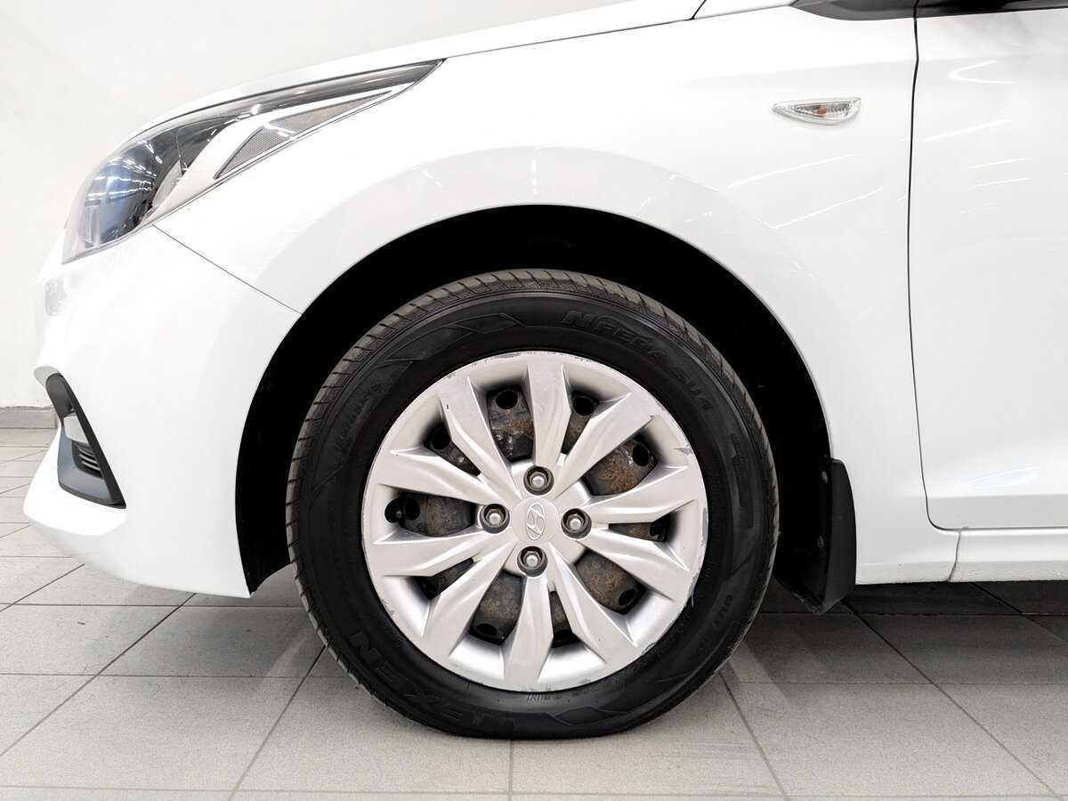 Hyundai Solaris с пробегом — 2017 год. Фото: #17