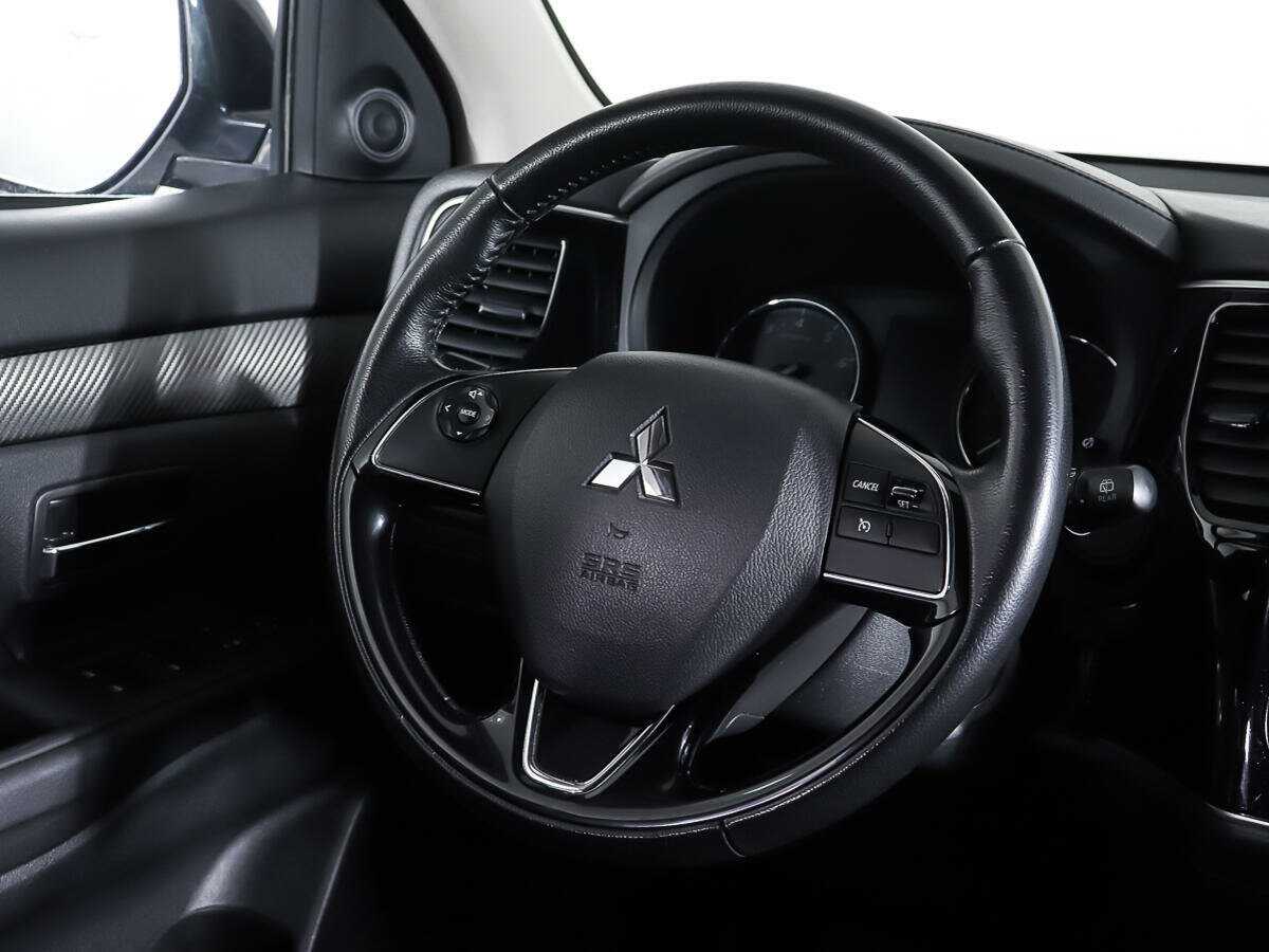 Mitsubishi Outlander с пробегом — 2018 год. Фото: #14