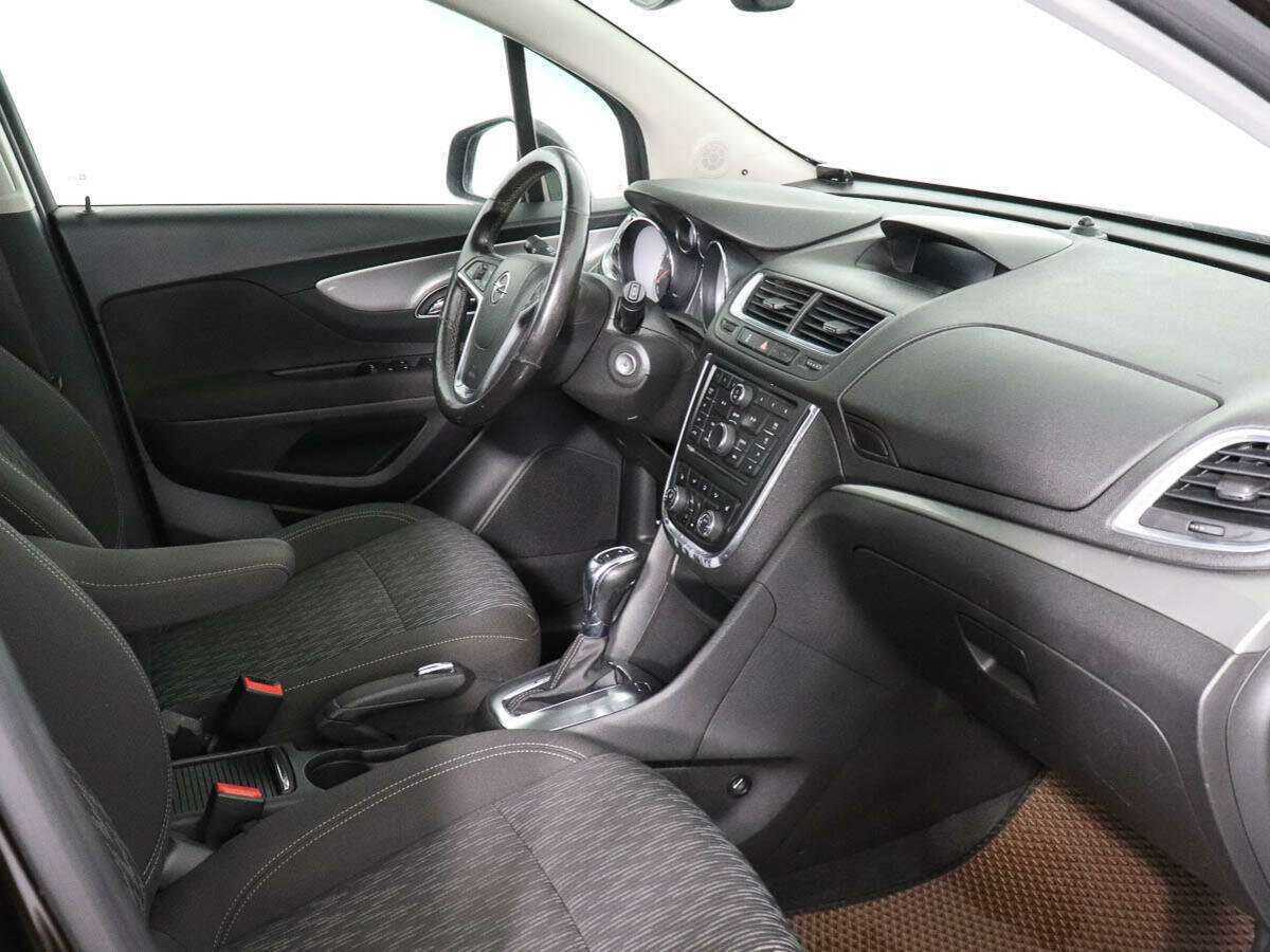 Opel Mokka с пробегом — 2014 год. Фото: #6