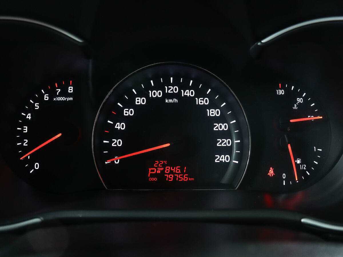 Kia Sorento с пробегом — 2017 год. Фото: #8