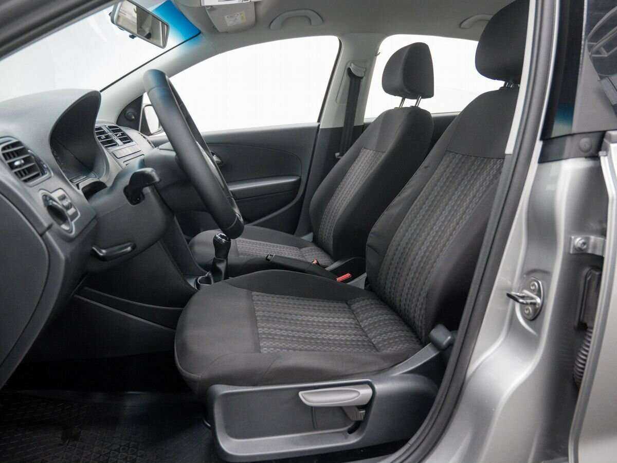 Volkswagen Polo с пробегом — 2020 год. Фото: #13