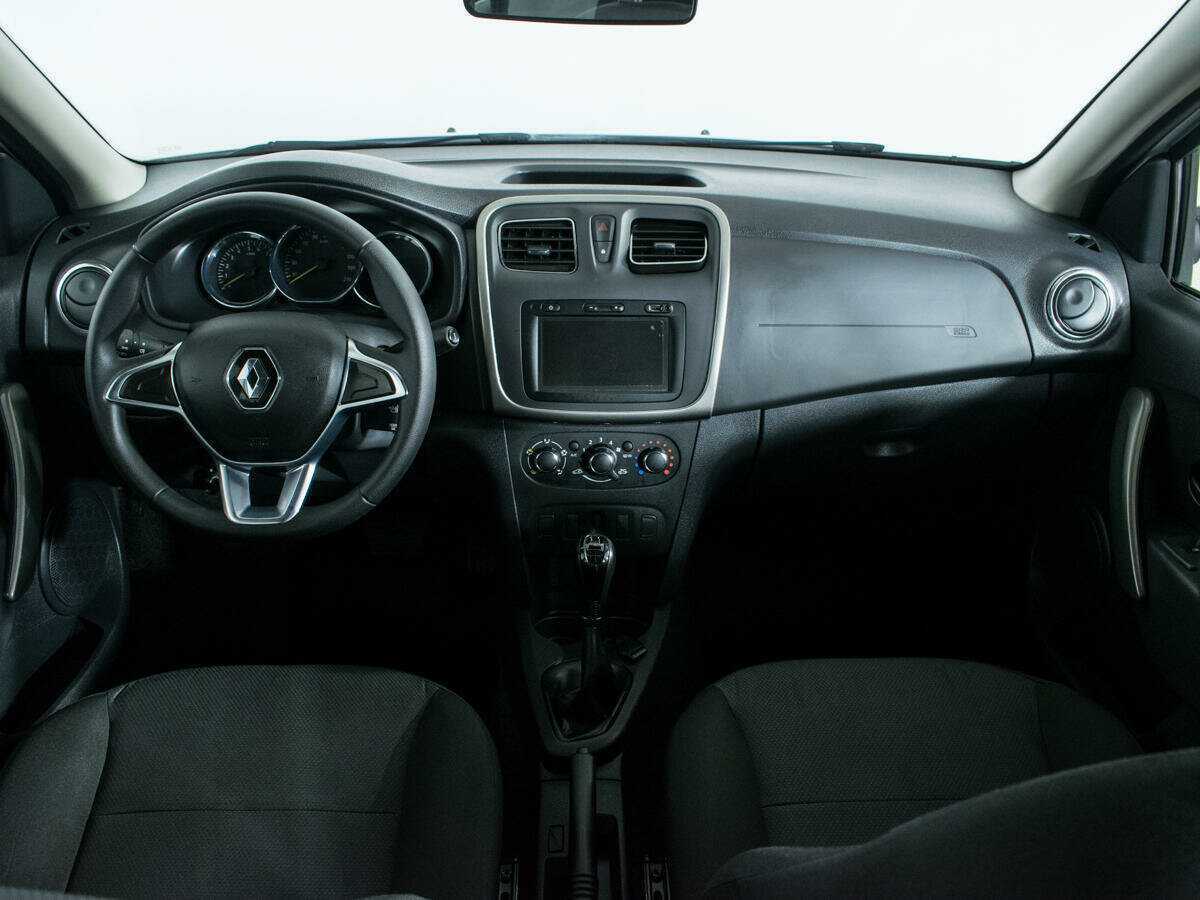 Renault Logan с пробегом — 2019 год. Фото: #9
