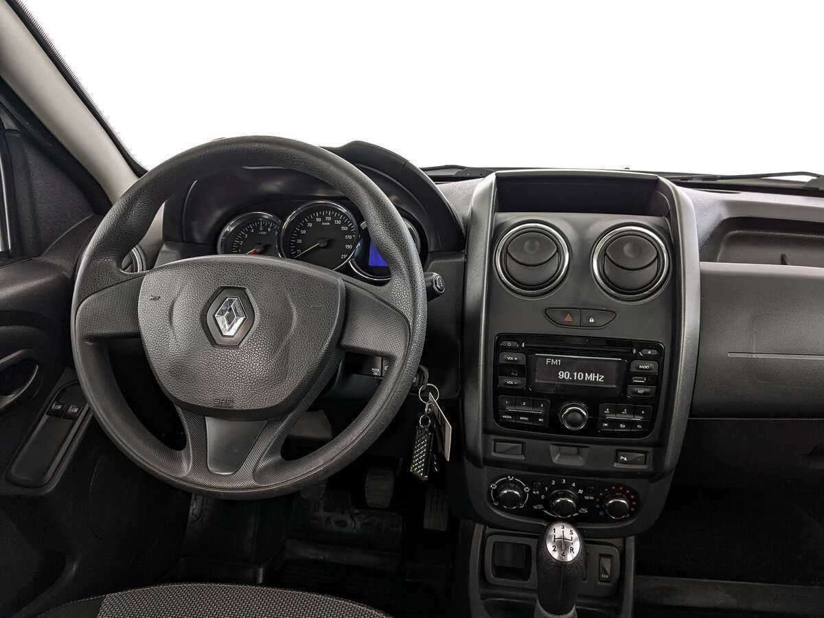 Renault Duster с пробегом — 2016 год. Фото: #19