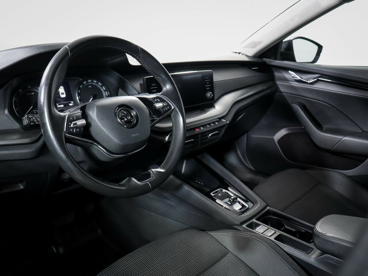 Skoda Octavia с пробегом — 2020 год. Фото: #10