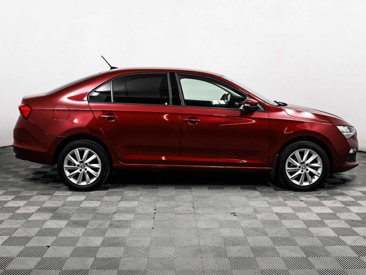 Skoda Rapid с пробегом — 2020 год. Фото: #3