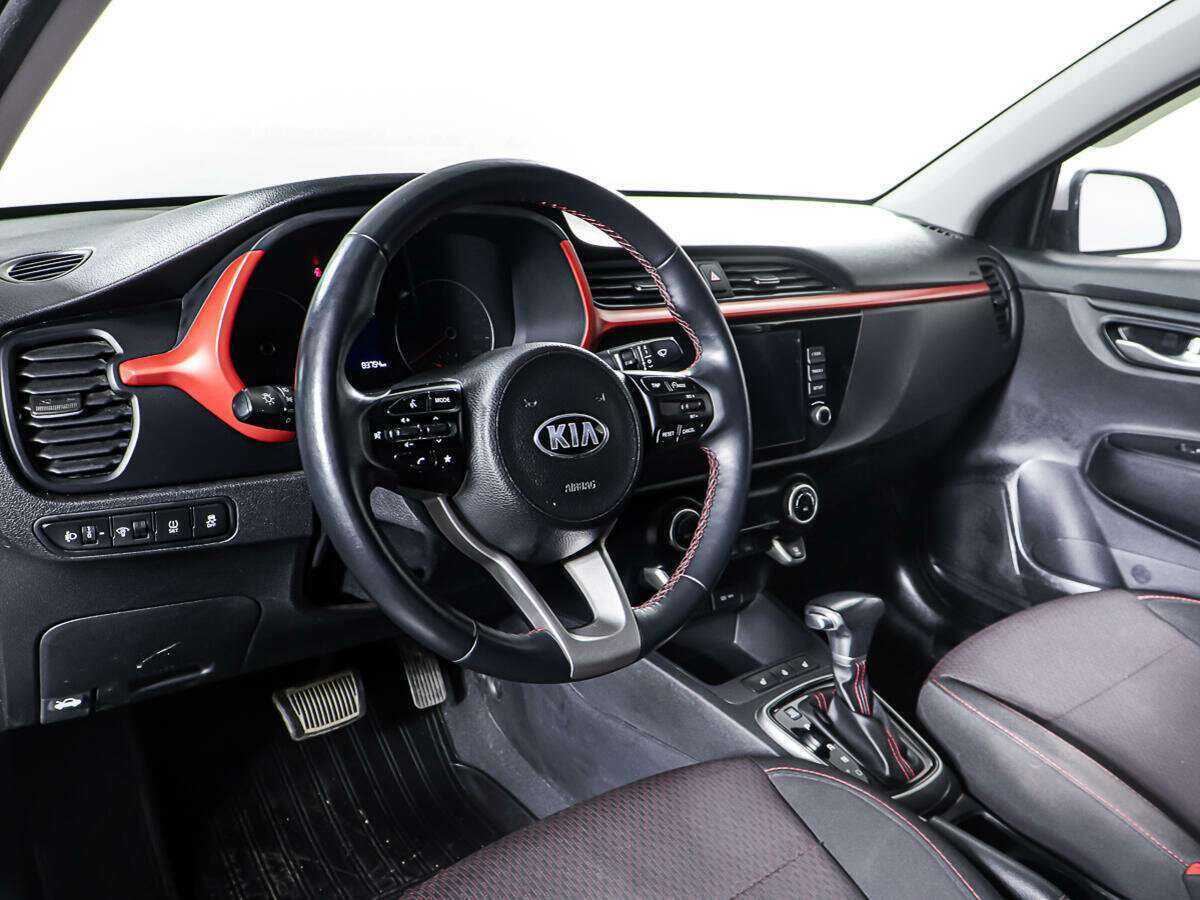 Kia Rio с пробегом — 2020 год. Фото: #12