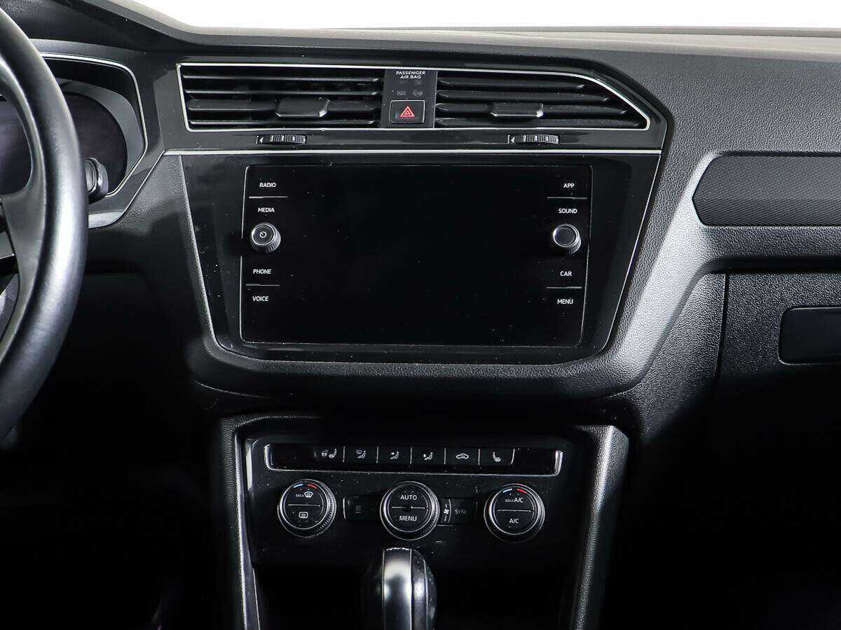 Volkswagen Tiguan с пробегом — 2018 год. Фото: #12